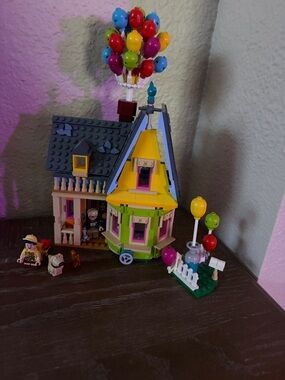 Up house lego
